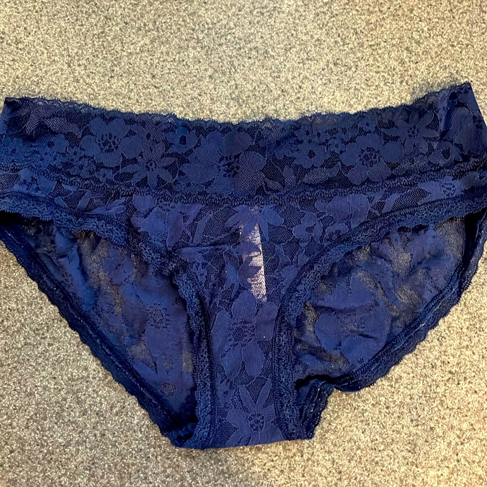 Victoria Secret Adore Me and more 70+ pairs
Thong,Bikini and more